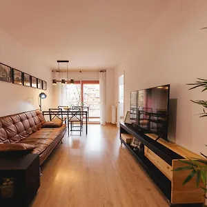  Apartment Bravissimo Pont De La Princesa, Comfortable 3-bedroom